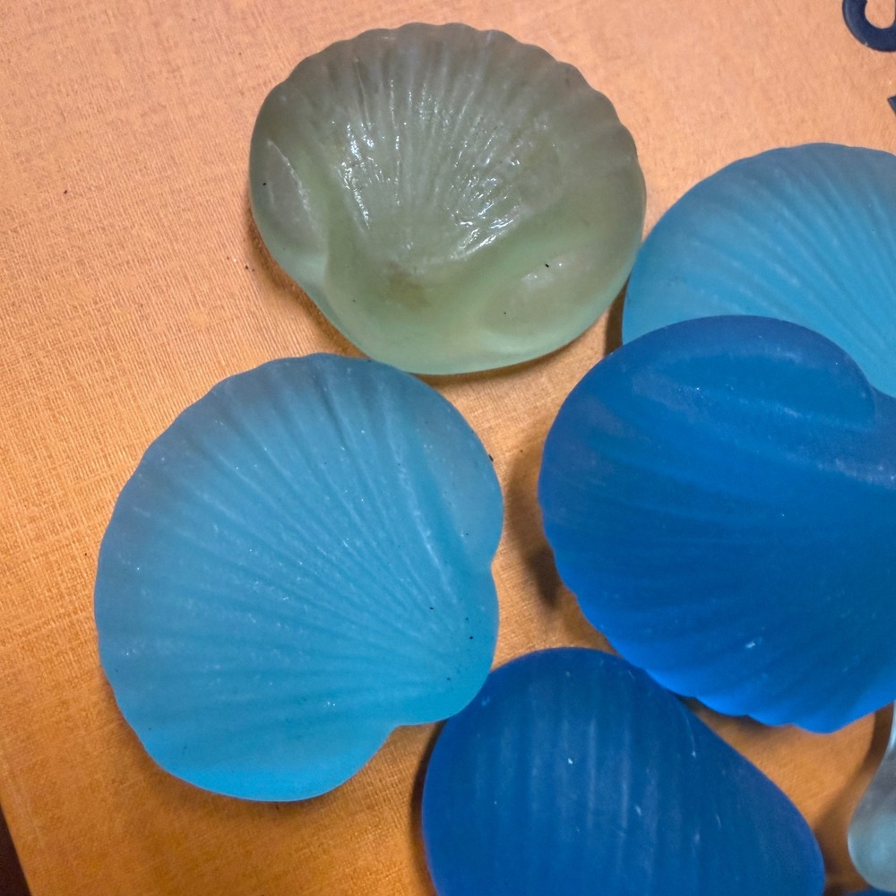 Vintage Frosted Sea Glass Shell & Starfish Decor Set 8pc Cobalt Seafoam Coastal - Picture 7 of 8